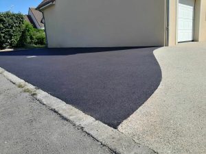 Béton désactivé et enrobé